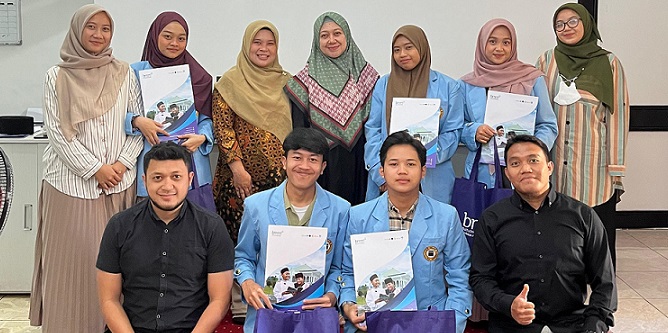 Magang Mandiri Mahasiswa Fakultas Syariah UNISBA di BMM Jabar Resmi Berakhir: Perpaduan Ilmu, Aksi, dan Dedikasi