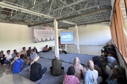 Dosen Unisba Bina Petani Kopi Cibodas Kelola Keuangan Islami Berbasis Hifdz al-Maal