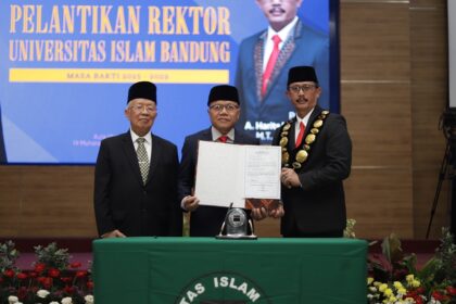 Prof. Harits Nu’man Resmi Jabat Rektor Unisba 2025–2029, Siap Bawa Kampus Melesat ke Kancah Global