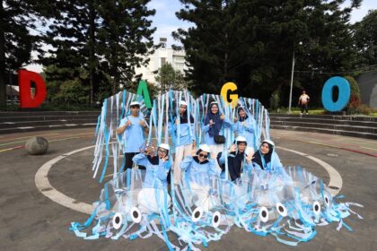 Langkah Sehat dan Kreatif Warnai Milad ke-67 Unisba