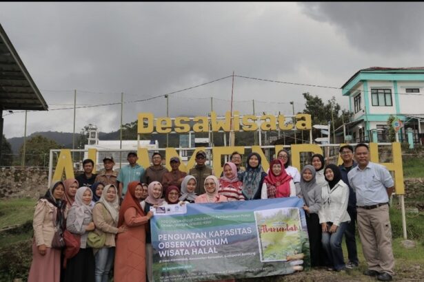 Unisba Dampingi Desa Alamendah Jadi Pusat Wisata Halal Berbasis Komunitas