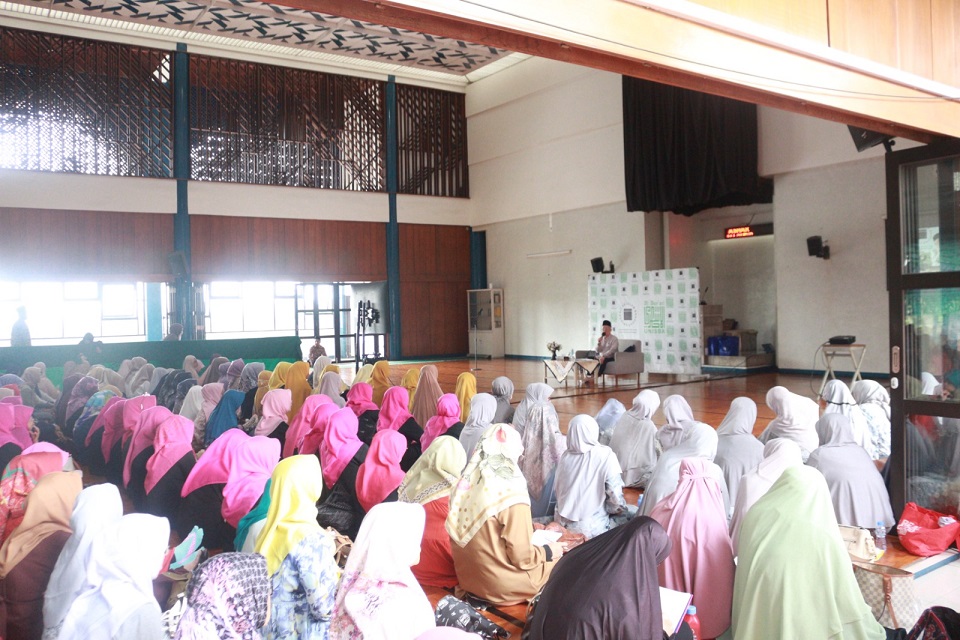 Unisba Gelar Pengajian Internasional, Jamaah Luar Negeri Turut Berpartisipasi